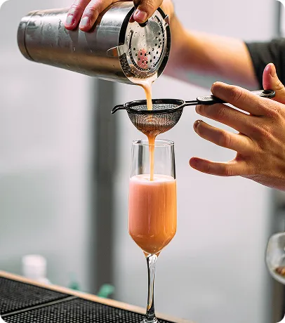 Barman et myxologie pour vos événements à Magny-les-Hameaux dans les Yvelines 78